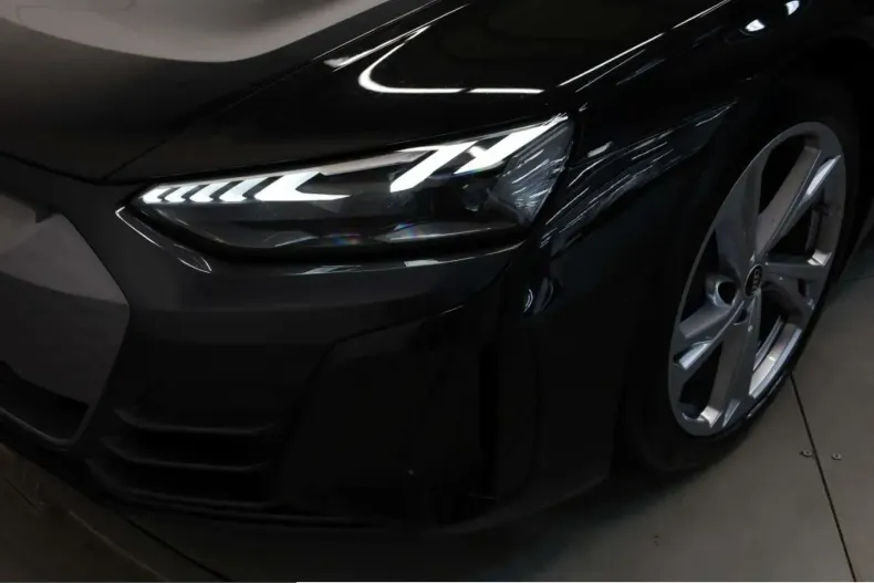 Audi e-tron GT din 2022 cu 127.376 km - oferta AUD253745 - foto 6
