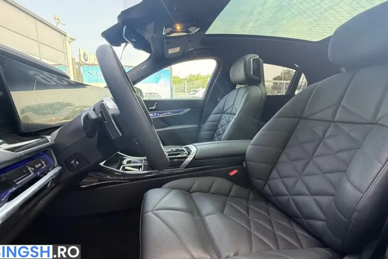 BMW 740 (Seria 7) din 2025 cu 25.195 km - oferta BMW253746 - foto 8