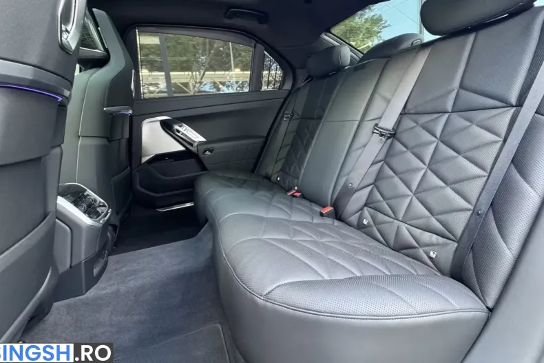BMW 740 (Seria 7) din 2025 cu 8.200 km - oferta BMW253747 - foto 11