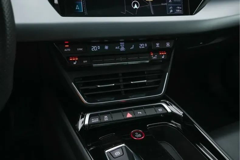 Audi e-tron GT din 2021 cu 146.528 km - oferta AUD253749 - foto 12