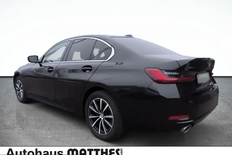 BMW 320 (Seria 3) din 2022 cu 42.600 km - oferta BMW253755 - foto 2