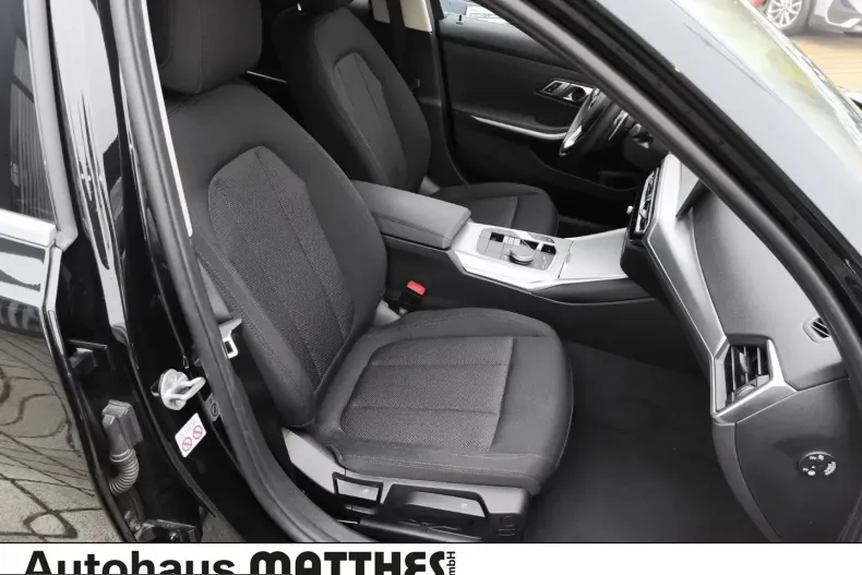 BMW 320 (Seria 3) din 2022 cu 42.600 km - oferta BMW253755 - foto 10