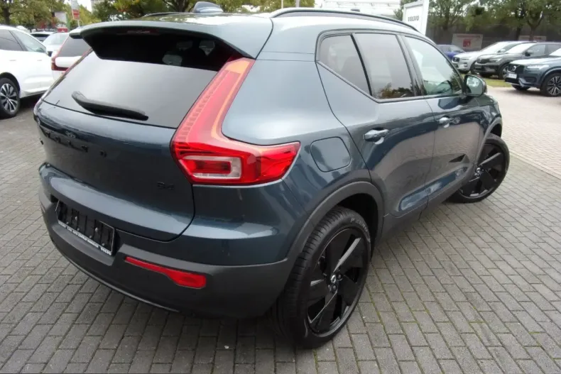 Volvo XC40 din 2025 cu 11.800 km - oferta VOL253756 - foto 8
