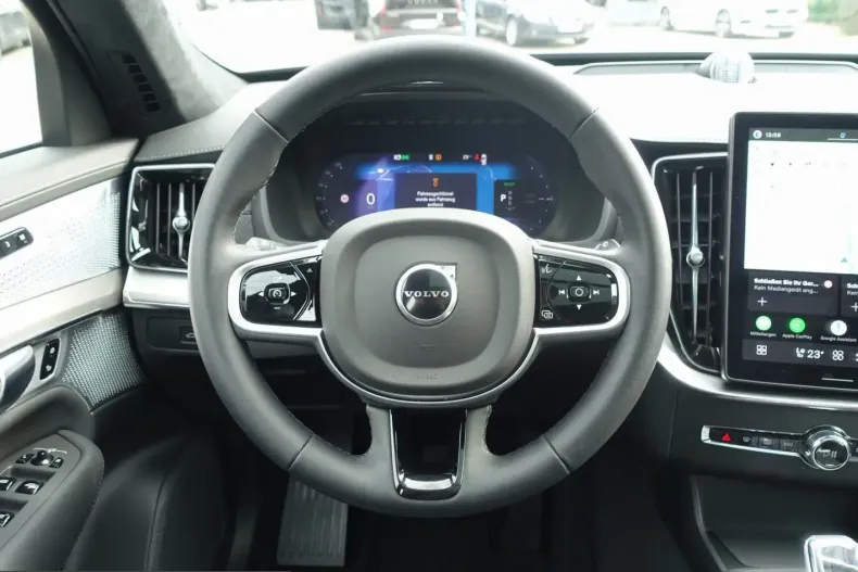 Volvo XC90 din 2025 cu 16.566 km - oferta VOL253764 - foto 13