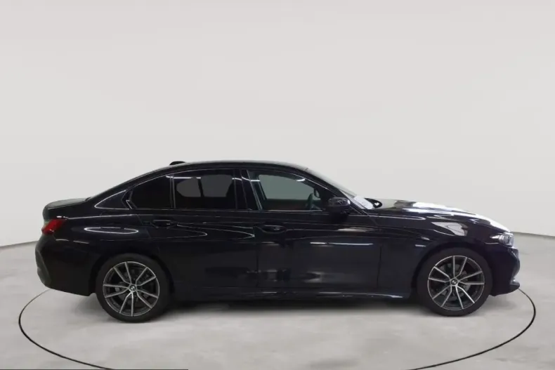 BMW 320 (Seria 3) din 2023 cu 96.587 km - oferta BMW253766 - foto 5