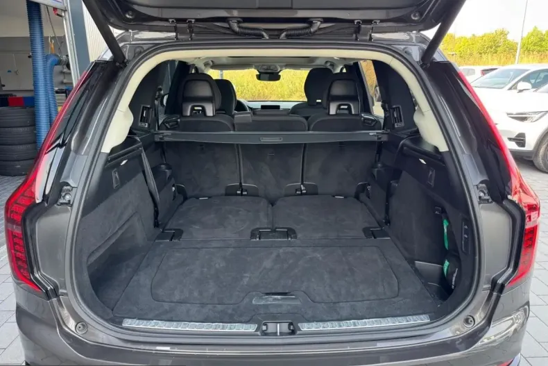Volvo XC90 din 2025 cu 14.260 km - oferta VOL253768 - foto 4