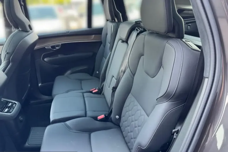 Volvo XC90 din 2025 cu 14.260 km - oferta VOL253768 - foto 22