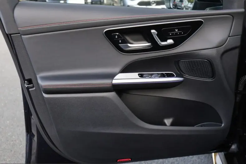 Mercedes-Benz GLC 43 AMG (Clasa GLC) din 2024 cu 30.516 km - oferta MER253773 - foto 29