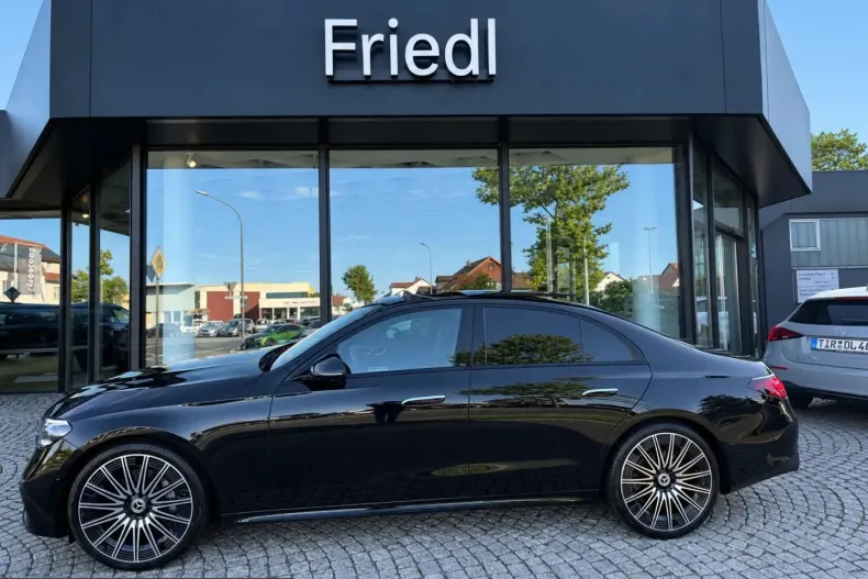Mercedes-Benz E 220 (Clasa E) din 2025 cu 28.250 km - oferta MER253784 - foto 2