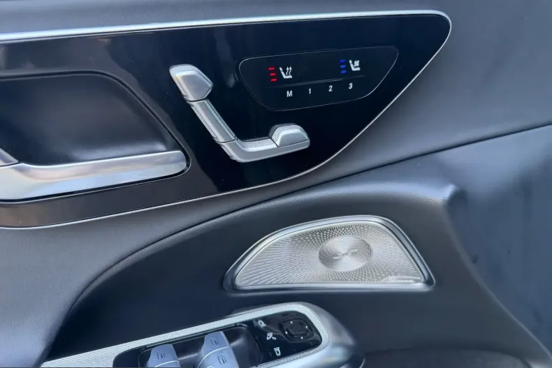 Mercedes-Benz E 220 (Clasa E) din 2025 cu 28.250 km - oferta MER253784 - foto 11