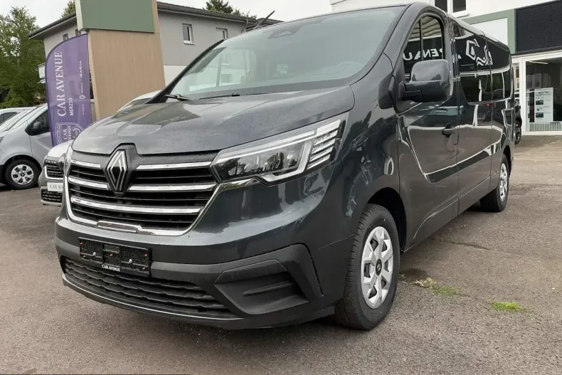 Renault Trafic din 2025 cu 15.063 km - oferta REN253785 - foto 1