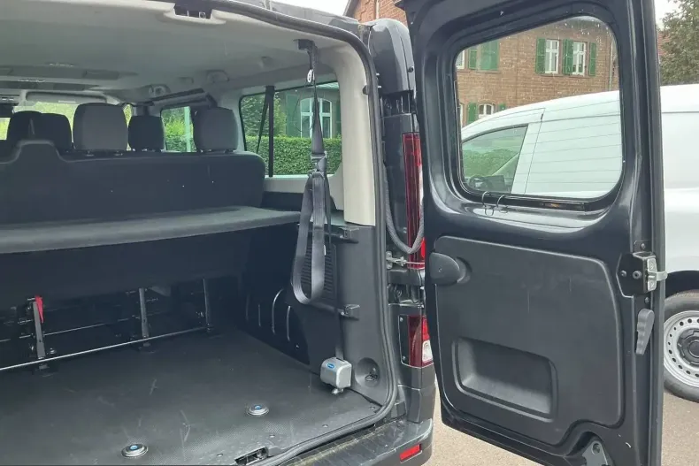 Renault Trafic din 2025 cu 15.063 km - oferta REN253785 - foto 13