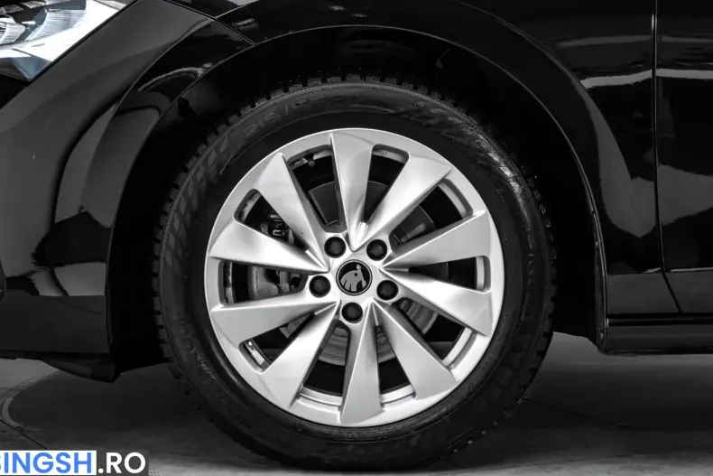 Skoda Superb din 2025 cu 17.500 km - oferta SKO253787 - foto 6