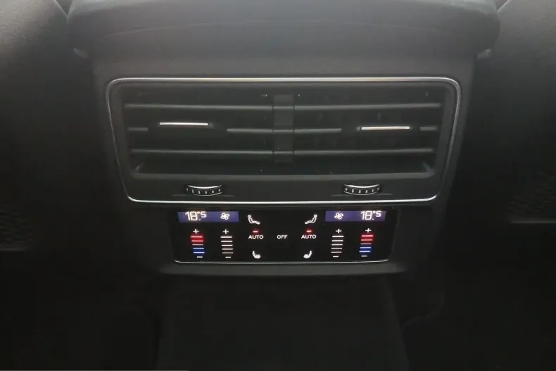 Audi SQ8 din 2023 cu 52.315 km - oferta AUD253791 - foto 28