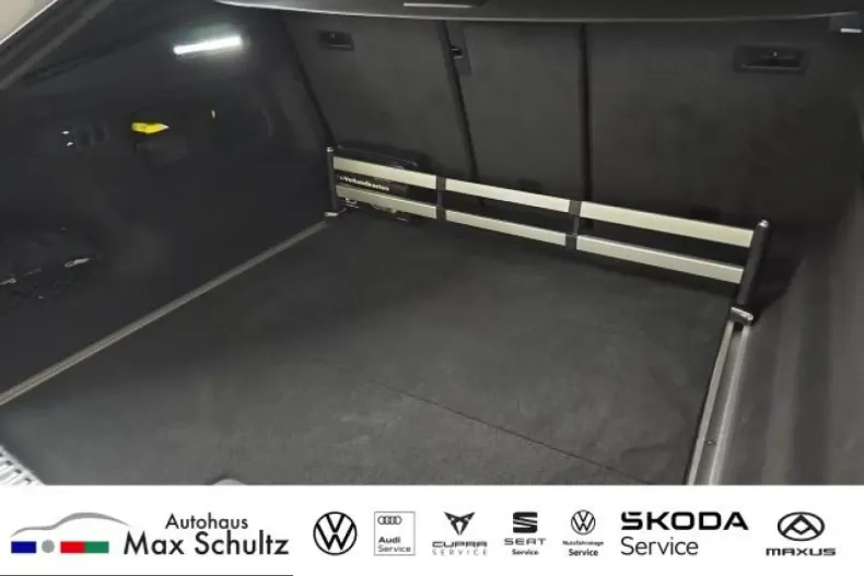 Audi SQ8 din 2023 cu 38.375 km - oferta AUD253794 - foto 15