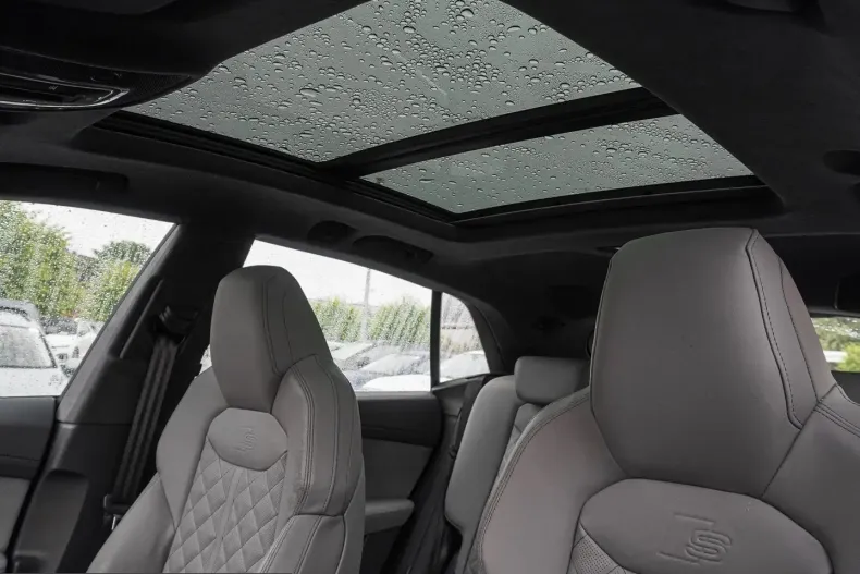 Audi SQ8 din 2023 cu 33.989 km - oferta AUD253798 - foto 8