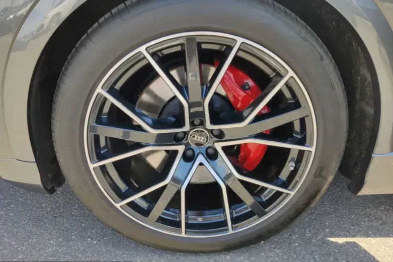 Audi SQ8 din 2023 cu 53.500 km - oferta AUD253799 - foto 17