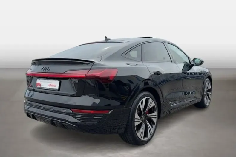 Audi Q8 din 2023 cu 48.077 km - oferta AUD253811 - foto 5