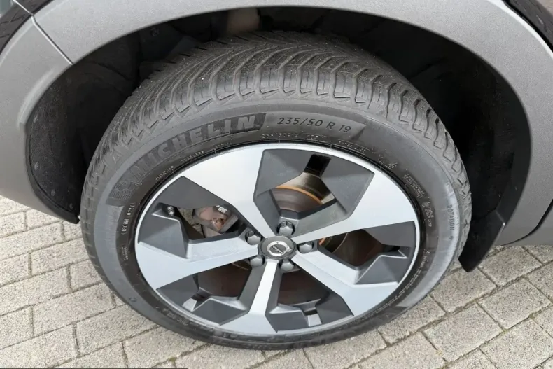 Volvo XC40 din 2024 cu 59.200 km - oferta VOL253814 - foto 9