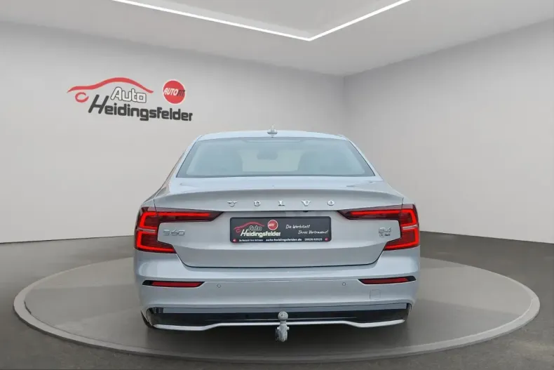 Volvo S60 din 2023 cu 10.980 km - oferta VOL253815 - foto 4