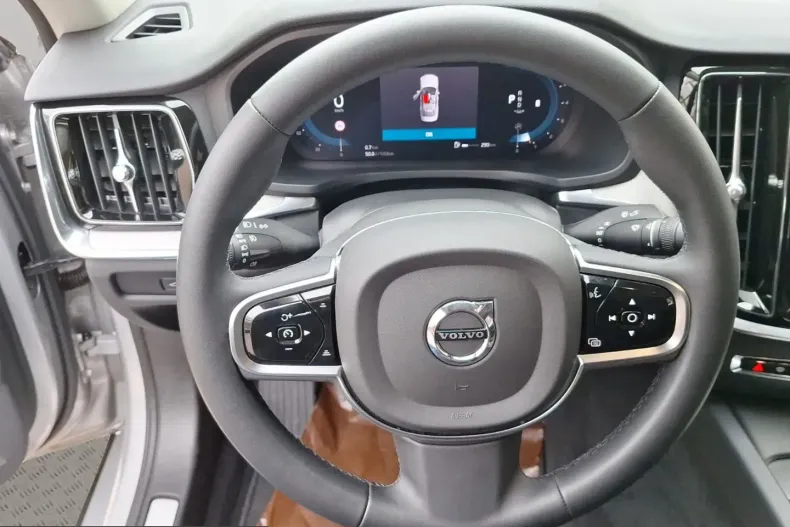 Volvo S60 din 2023 cu 10.980 km - oferta VOL253815 - foto 12