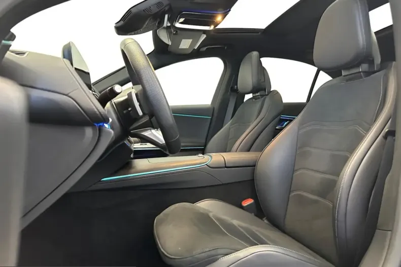 Mercedes-Benz E 400 (Clasa E) din 2025 cu 5.114 km - oferta MER253816 - foto 9