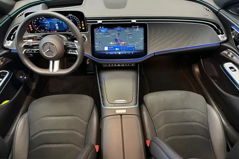 Mercedes-Benz E 400 (Clasa E) din 2025 cu 5.114 km - oferta MER253816 - foto 11
