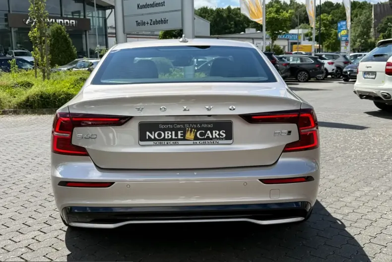 Volvo S60 din 2023 cu 19.600 km - oferta VOL253817 - foto 6