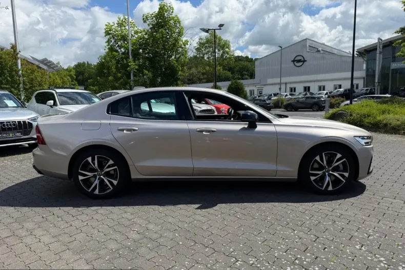 Volvo S60 din 2023 cu 19.600 km - oferta VOL253817 - foto 10