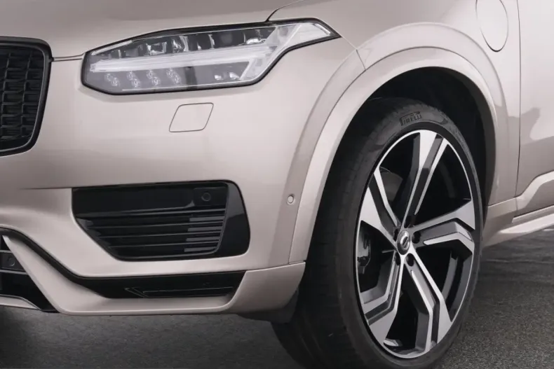 Volvo XC90 din 2024 cu 33.577 km - oferta VOL253818 - foto 8