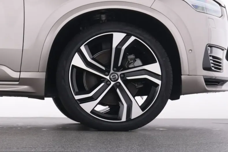 Volvo XC90 din 2024 cu 33.577 km - oferta VOL253818 - foto 21