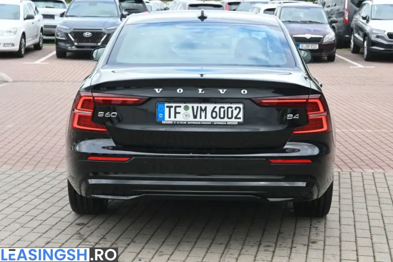 Volvo S60 din 2023 cu 7.700 km - oferta VOL253819 - foto 4