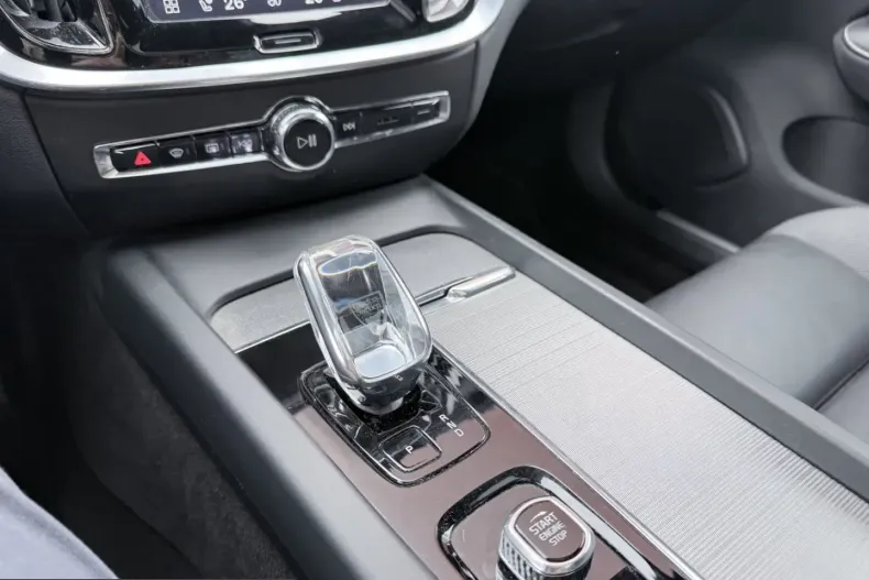Volvo S60 din 2023 cu 48.300 km - oferta VOL253822 - foto 15