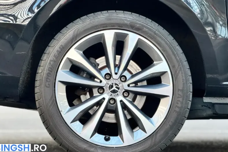 Mercedes-Benz V 300 d Lang Avantgarde din 2022 cu 60.930 km - oferta MER253824 - foto 19