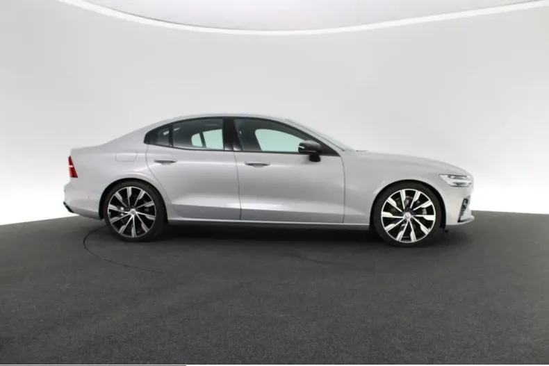 Volvo S60 din 2024 cu 11.798 km - oferta VOL253826 - foto 8