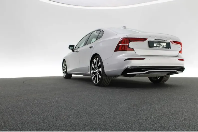 Volvo S60 din 2024 cu 11.798 km - oferta VOL253826 - foto 13