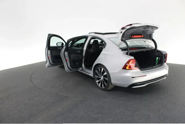 Volvo S60 din 2024 cu 11.798 km - oferta VOL253826 - foto 24