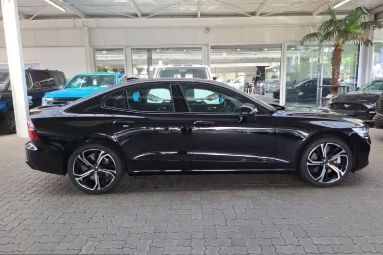 Volvo S60 din 2024 cu 13.532 km - oferta VOL253827 - foto 25