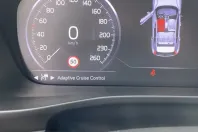 Volvo XC40 din 2022 cu 58.950 km - oferta VOL253840 - foto 13