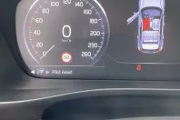 Volvo XC40 din 2022 cu 58.950 km - oferta VOL253840 - foto 14