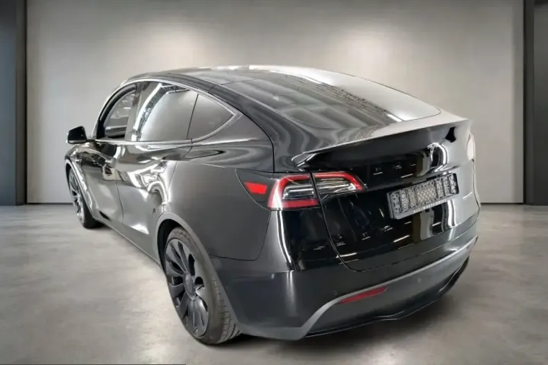 Tesla Model Y din 2022 cu 94.483 km - oferta TES253845 - foto 4