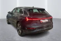 Audi Q8 din 2023 cu 23.114 km - oferta AUD253857 - foto 3