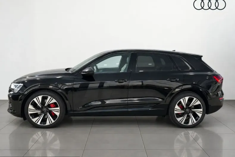 Audi Q8 din 2023 cu 26.380 km - oferta AUD253859 - foto 5