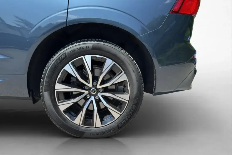 Volvo XC60 din 2023 cu 37.840 km - oferta VOL253867 - foto 22