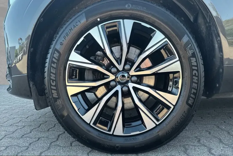 Volvo XC60 din 2025 cu 32.000 km - oferta VOL253868 - foto 2