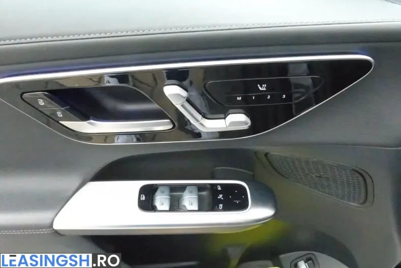 Mercedes-Benz GLC 200 (Clasa GLC) din 2024 cu 58.966 km - oferta MER253869 - foto 19