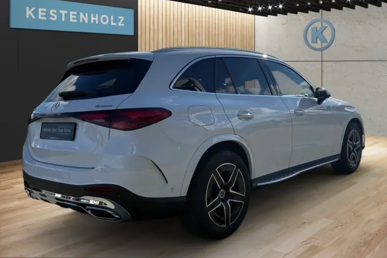 Mercedes-Benz GLC 200 (Clasa GLC) din 2024 cu 5.427 km - oferta MER253870 - foto 2