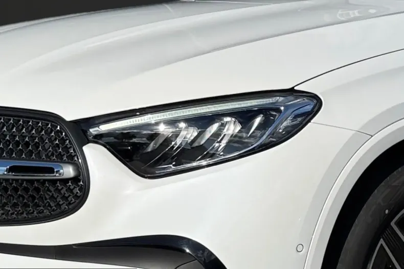 Mercedes-Benz GLC 200 (Clasa GLC) din 2024 cu 5.427 km - oferta MER253870 - foto 4