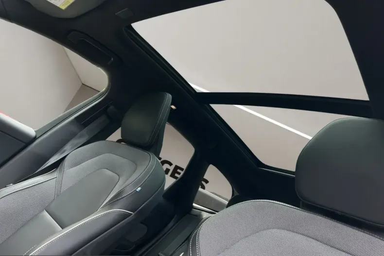 Volvo XC60 din 2025 cu 17.862 km - oferta VOL253871 - foto 16