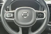 Volvo XC60 din 2023 cu 37.655 km - oferta VOL253872 - foto 17
